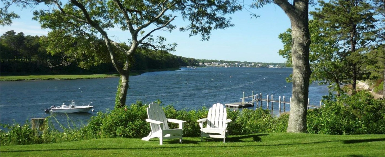 This year, surprise dad with a weekend getaway to the Cape and Islands! There is still availability—and even some great deals!