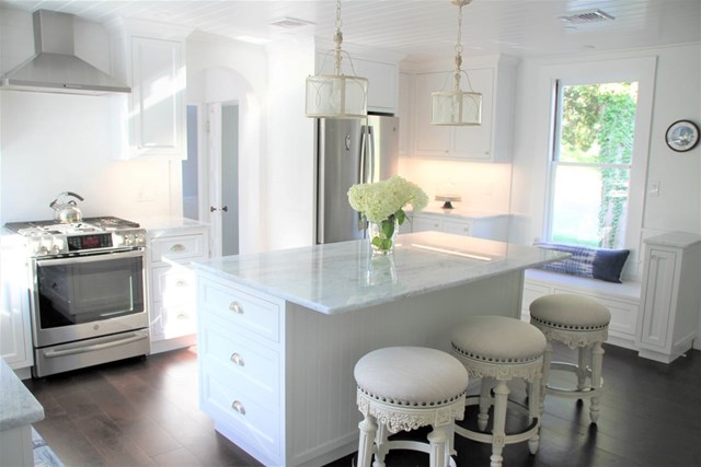 Vintage Five Bedroom Beach Home with Central Air