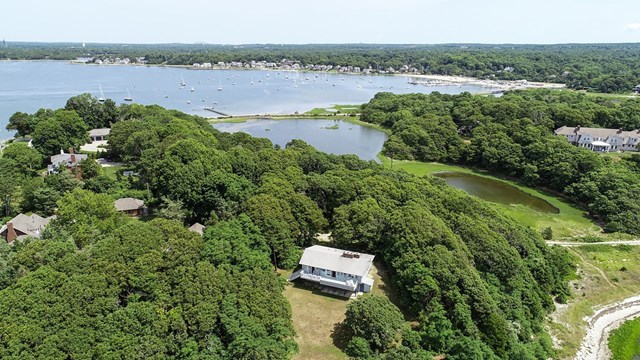 Stunning Views and Water Front Island Home w/Docks & Kayaks
