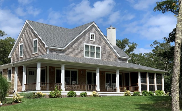 Tranquility in Meadow View Farms