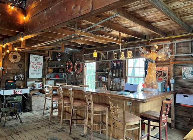 Large Family home Capt Nehemiah Kelley House w/AC 7 Bedrooms
