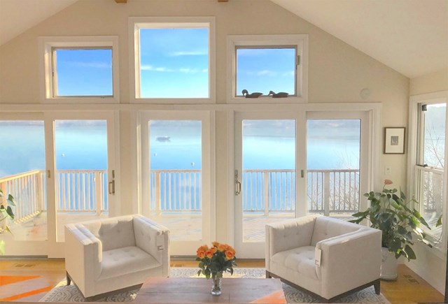 Commanding Lagoon Waterfront, Private Beach: 180° View