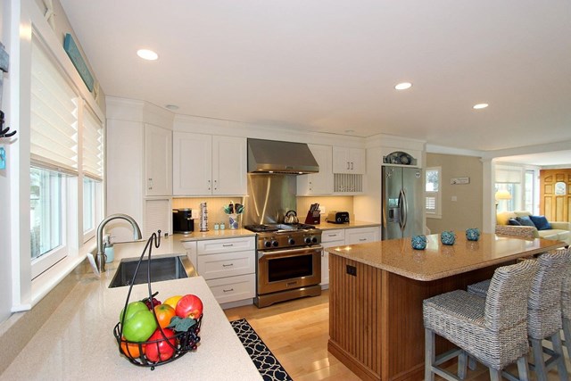 Five Bedroom Home just Steps from the Beach