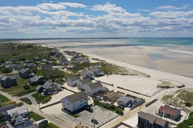 Dennis Sands - The Hidden Northside Gem - Unit 6
