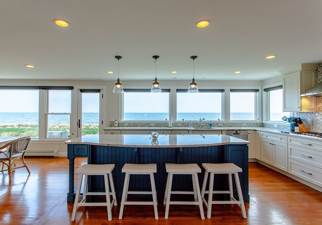 Oceanfront Dream - Newly Renovated w/Direct Waterfront Views
