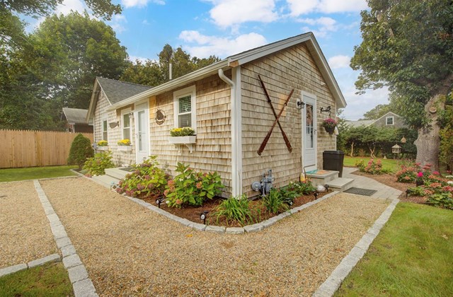 Walk To Beach! AC, Patio, Fire Pit, Outdoor Shower, & Grill!
