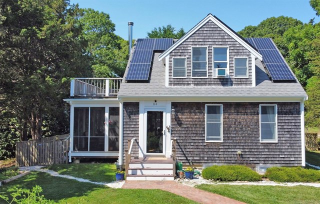 2 BR near Nauset with custom features