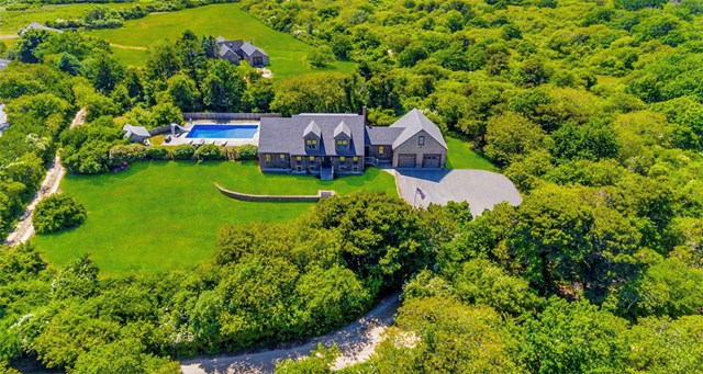 Private Estate with Pool on the Bike Path to Town and Cisco
