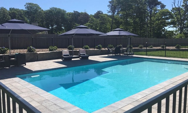 South Orleans: Spacious, Pristine with Pool