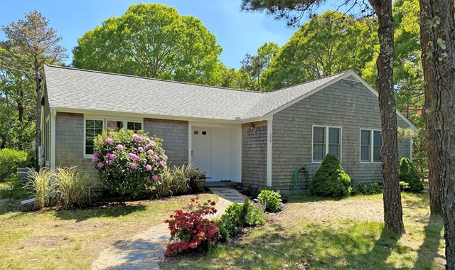 Immaculate Cape Cod Home Less Than 1 Mile to Beach