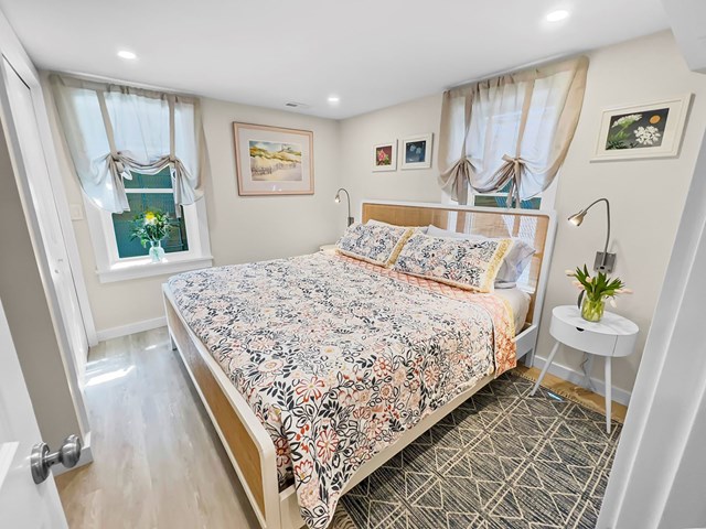 Brand New Lower Level Apartment - Close to Town and Beach!
