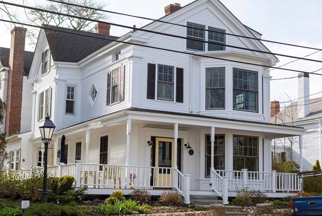 Historic Captain's House - Sleeps 18 - Walk to Ferry & Beaches