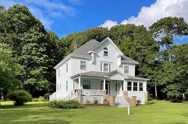 Beautiful Views of the Canal/Walk to Canal & Shops
