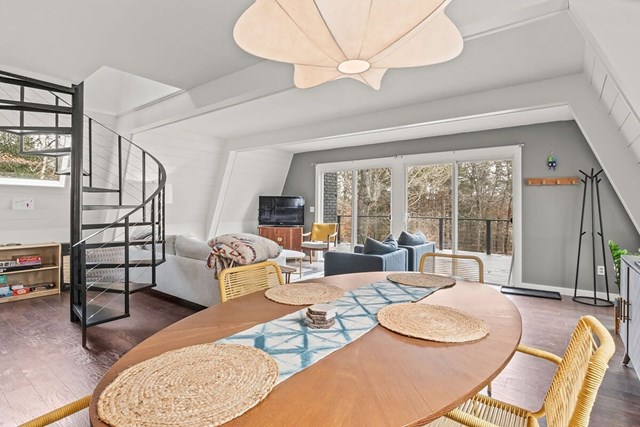 Modern & Private Retreat, Walk To Snake Pond
