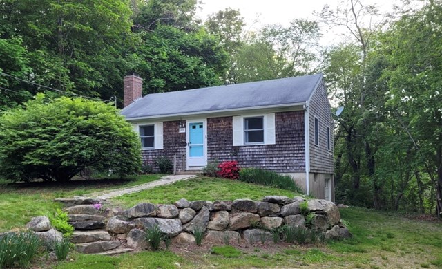 Cranberry Cottage: Cozy, Convenient, Charming, and Cool