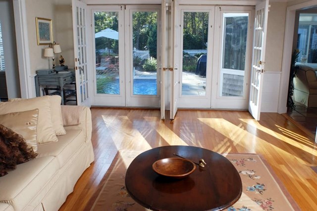 Five Bedroom Home with In ground Heated pool and Walking Distance to the Beach 