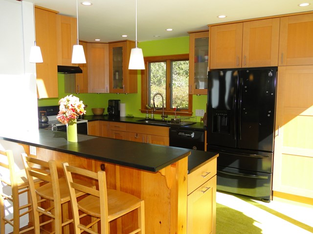 3 Bedroom Home on Large Private Lot 