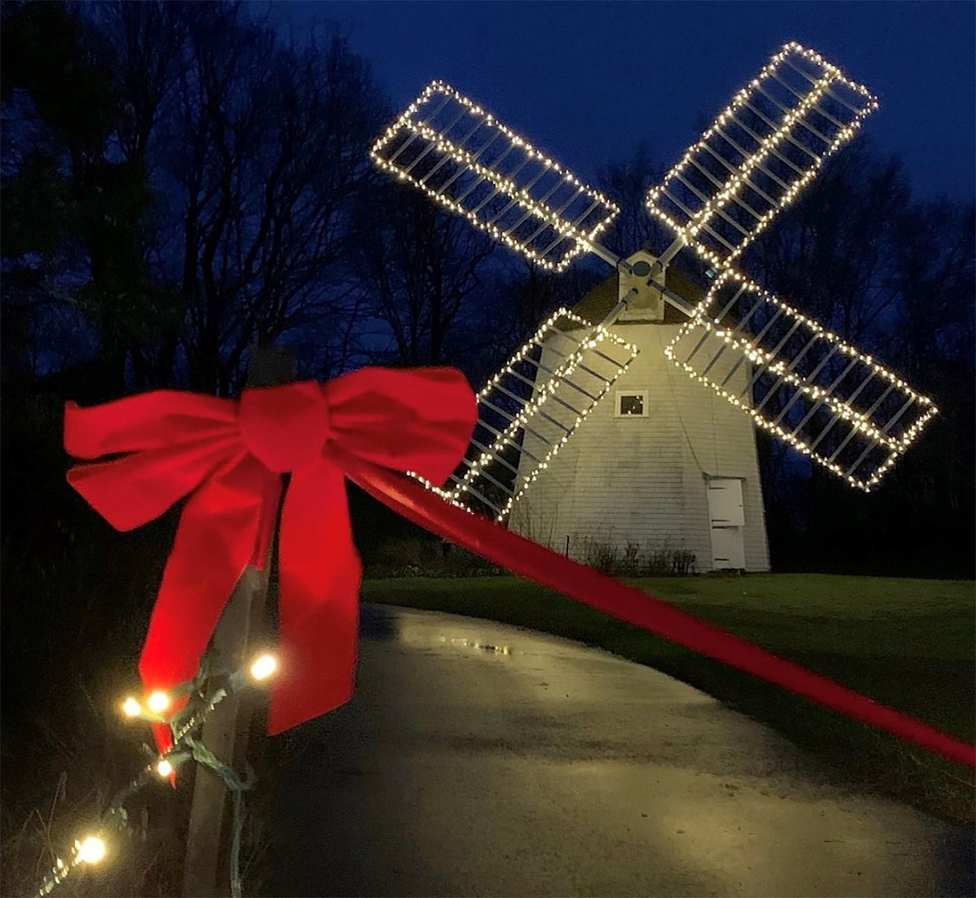 The best local stops for gifts this Holiday season.
