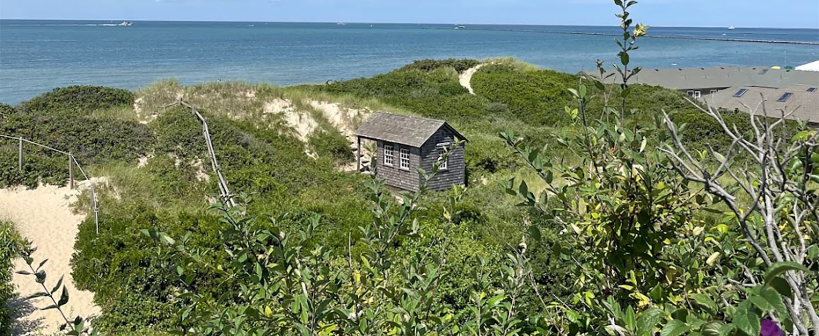 Stroll along the beautiful cobblestone streets of Nantucket this September. Breathe in the sweet scents of early fall and embrace the spirit of the new season by attending the following festive events!