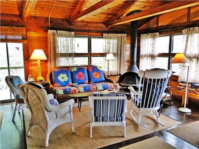 Four bedroom rustic Wellfleet home, with tennis court