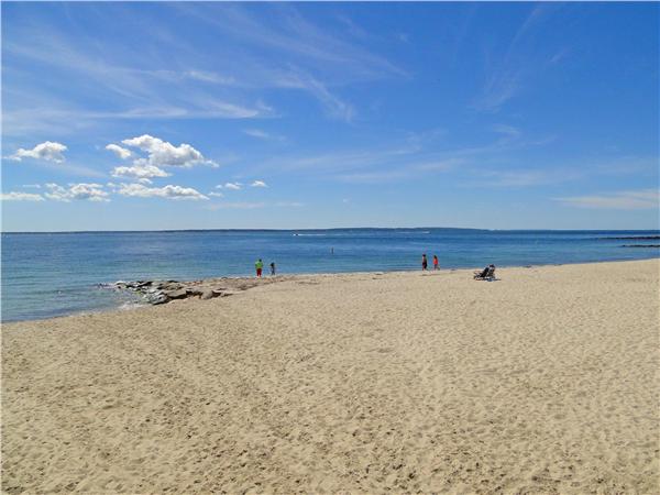 Falmouth Heights Beach, Falmouth, Cape Cod | WeNeedaVacation.com