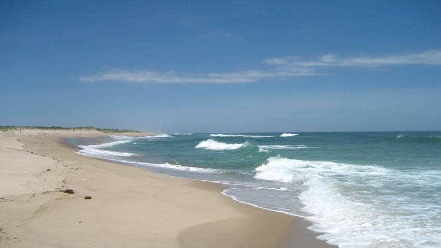 Experiencing High Tide at Nauset Beach: A Guide to Cape Cod's Hidden Gem