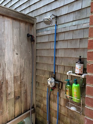 West Tisbury, Stoney Hill Lane Martha's Vineyard vacation rental - Outdoor shower
