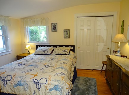 Oak Bluffs Martha's Vineyard vacation rental - Queen bedroom on first floor