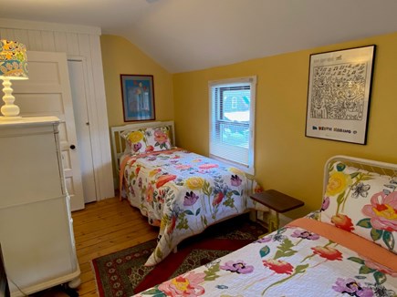 Oak Bluffs Martha's Vineyard vacation rental - Alt. view of bedroom with both a queen bed and twin.