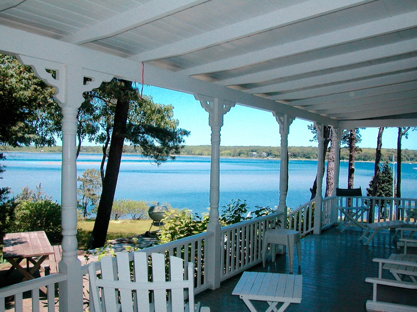 vineyard haven park and ride