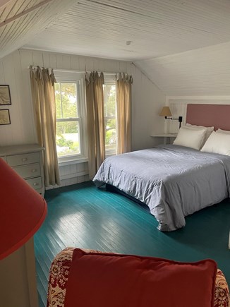 East Chop-Oak Bluffs Martha's Vineyard vacation rental - Master BR - new AC unit, queen bed, full bathroom, seating area