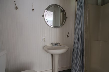 East Chop-Oak Bluffs Martha's Vineyard vacation rental - Master bedroom bathroom