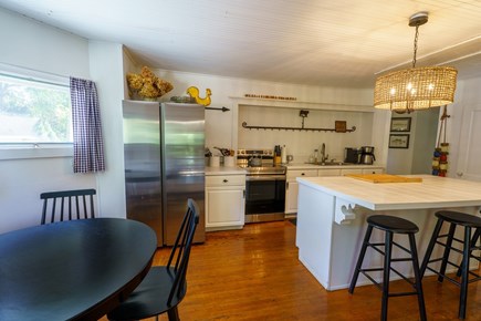 East Chop-Oak Bluffs Martha's Vineyard vacation rental - Large eat-in kitchen
