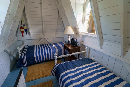 East Chop-Oak Bluffs Martha's Vineyard vacation rental - Turret room - 2 twin beds, fan, EC Sleep Shop mattresses