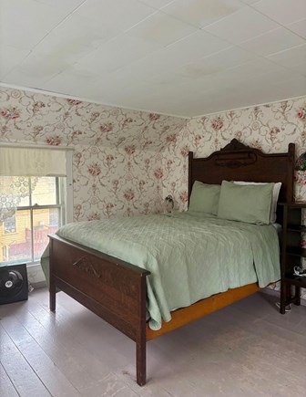 Oak Bluffs Martha's Vineyard vacation rental - Queen Size bedroom - 2nd fl.