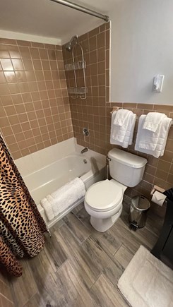 Oak Bluffs Martha's Vineyard vacation rental - Plush bath towels and soft washcloths provided for your comfort.