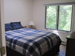 Chappaquiddick Martha's Vineyard vacation rental - Master bedroom with full size bed