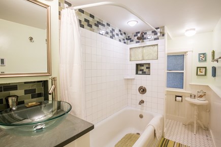 Oak Bluffs Martha's Vineyard vacation rental - Bath 1 with Soaking tub