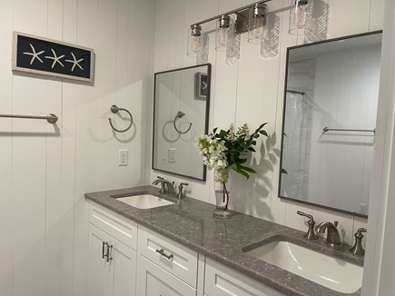 Oak Bluffs, East Chop Martha's Vineyard vacation rental - First floor full bathroom double vanity and large shower