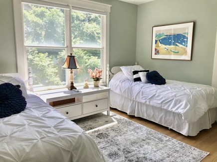 Edgartown Martha's Vineyard vacation rental - Bright and Sunny Twin Bedroom.