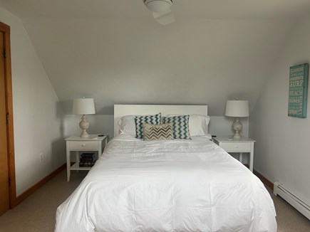 Oak Bluffs Martha's Vineyard vacation rental - Upstairs Queen bedroom, with plenty of closet space and dresser.