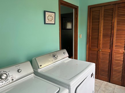 Katama-Edgartown, Katama - Edgartown Martha's Vineyard vacation rental - Laundry room
