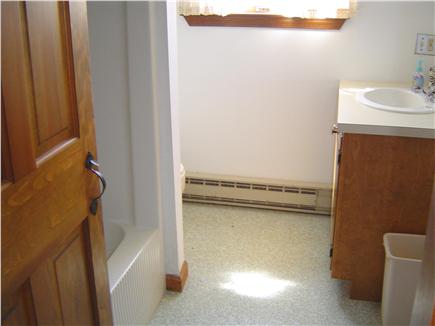 Edgartown Martha's Vineyard vacation rental - Full bath 1st floor