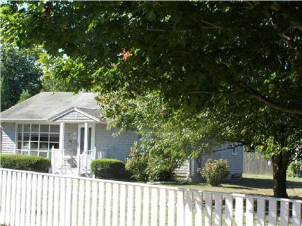 Edgartown   near town Martha's Vineyard vacation rental - Cozy home on quiet street walking distance from Lower Main Street