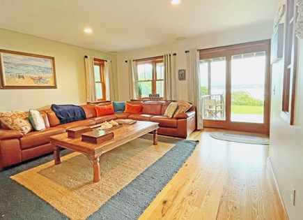 Oak Bluffs, Lagoon Pond Waterfront - salt Martha's Vineyard vacation rental - Comfortable media room with large screen TV