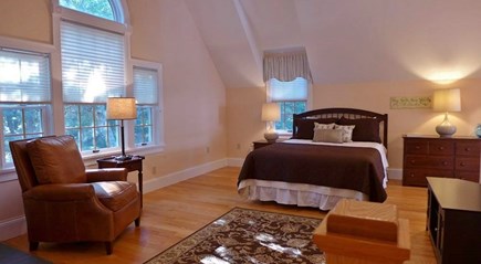 Vineyard Haven Martha's Vineyard vacation rental - (Secluded 2nd fl Wing Queen en suite available for higher rate)