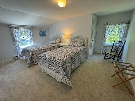 Oak Bluffs, East Chop Martha's Vineyard vacation rental - Twin Bedroom