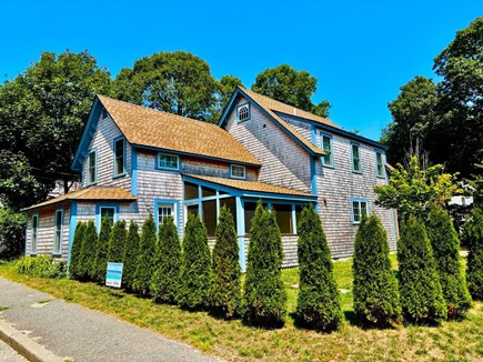 Oak Bluffs, Walk to town, and beach, shops Martha's Vineyard vacation rental - 7 Gorham Ave Oak Bluffs