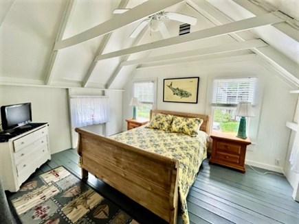 Oak Bluffs, Walk to town, and beach, shops Martha's Vineyard vacation rental - queen bed upstairs front bedroom