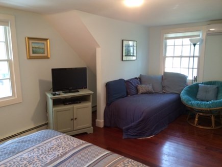 Oak Bluffs Martha's Vineyard vacation rental - Twin Bed in Second Floor Bedroom